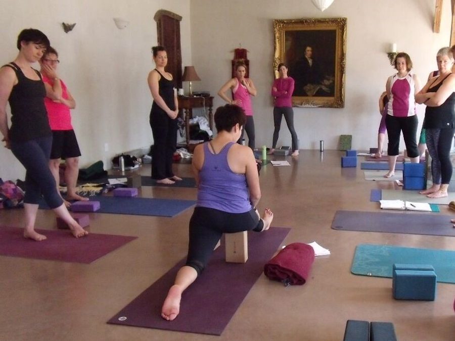 yoga-teaching-hanumanasana